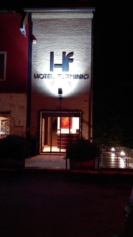 Hotel Flaminio Tavernelle Serrungarina Bagian luar foto